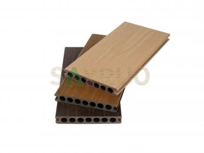 Tarima de madera hueca coextruida con efecto madera, resistente a la intemperie y compuesta de plástico para uso exterior en varios colores.