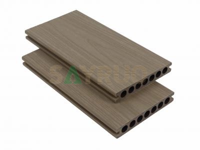 Suelos de WPC coextruidos con veta de madera hueca para exteriores: belleza, durabilidad y respeto al medio ambiente.