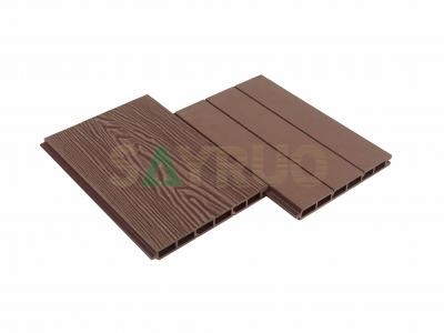 Valla hueca de WPC con veta de madera en relieve profundo, económica: ligera, con textura realista y fácil instalación.