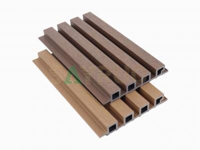 Paneles de pared de compuesto de madera de coextrusión premium para exterior, tablero de revestimiento WPC ranurado