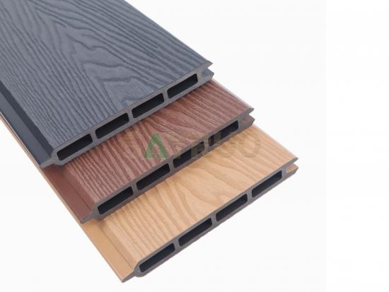 Co-extrusion wood plastic composite fence