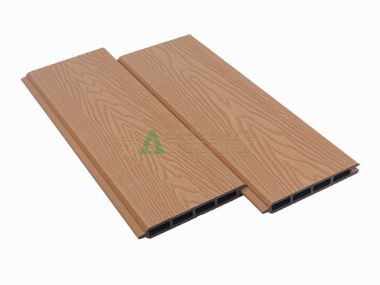 Co-extrusion wood plastic composite fence